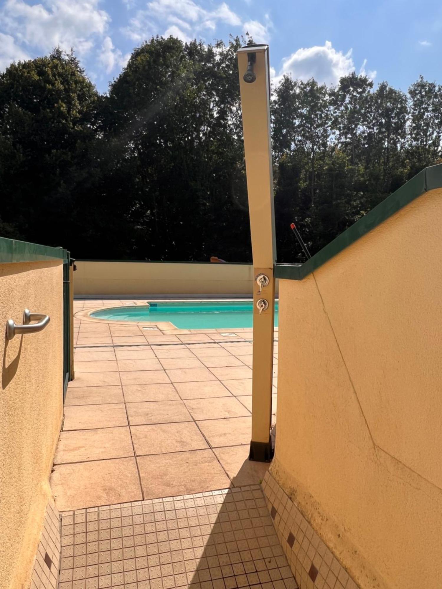 Cabane Insolite Avec Escape Game Saint-Évarzec Exterior foto